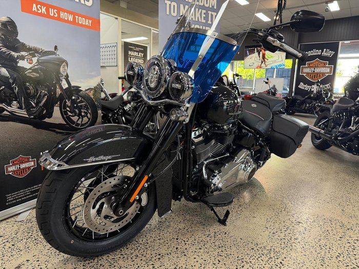 2026 Harley-Davidson Heritage Classic 117 (FLHC) Softail Grey