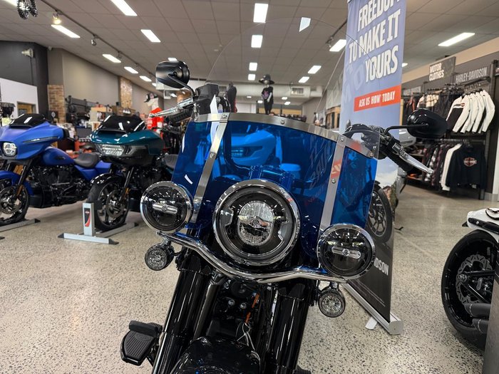 2026 Harley-Davidson Heritage Classic 117 (FLHC) Softail Grey