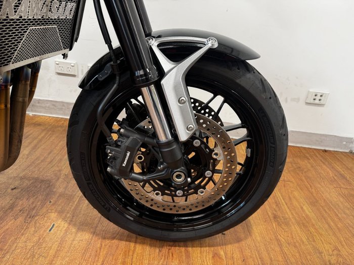 2022 Kawasaki Z900RS (ZR900C) Black