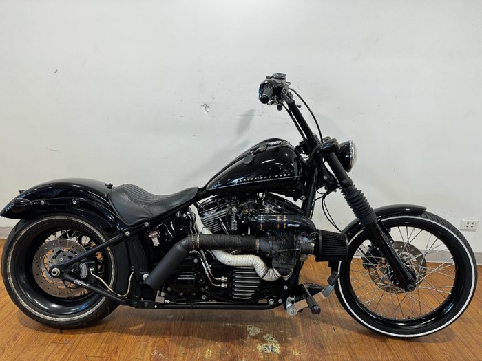 2011 Harley-Davidson FXS BLACKLINE Black