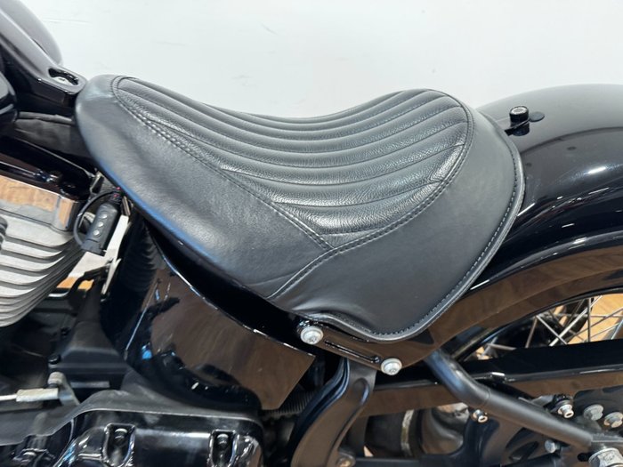 2011 Harley-Davidson FXS BLACKLINE Black