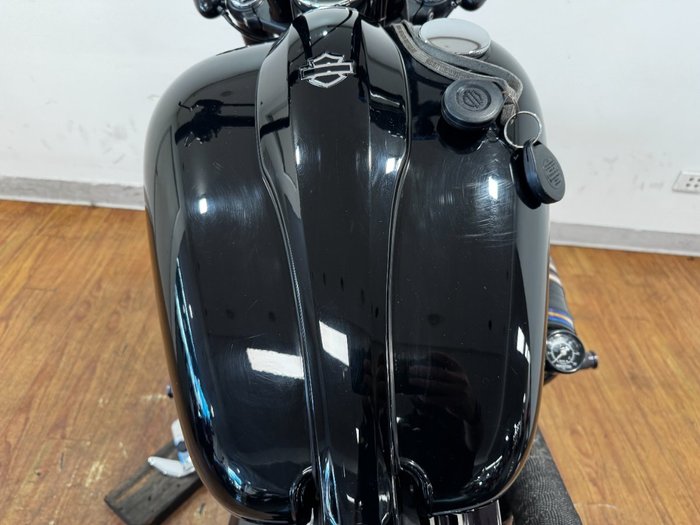 2011 Harley-Davidson FXS BLACKLINE Black