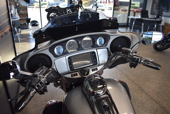 2014 HARLEY-DAVIDSON CVO LIMITED