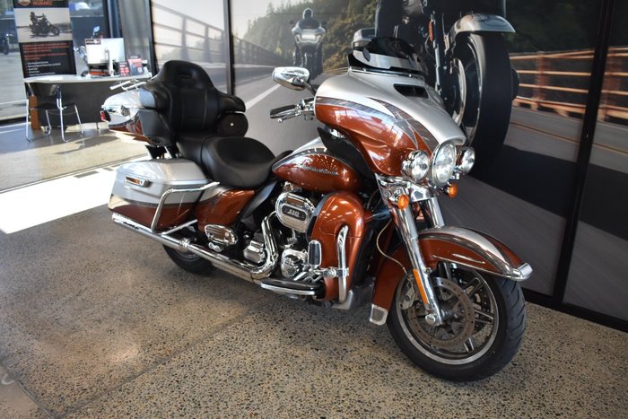 2014 HARLEY-DAVIDSON CVO LIMITED