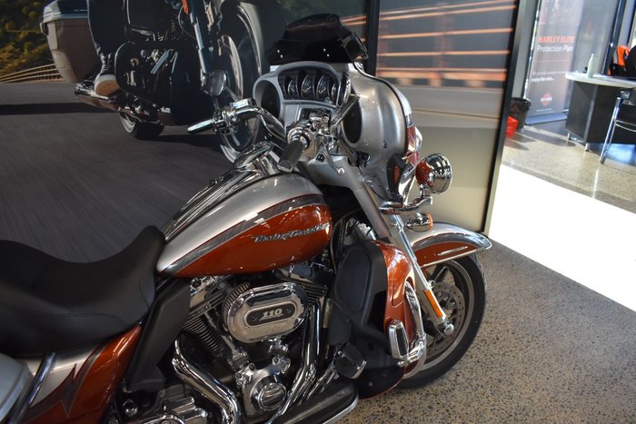 2014 HARLEY-DAVIDSON CVO LIMITED
