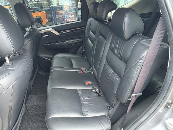 2016 Mitsubishi Pajero Sport GLS