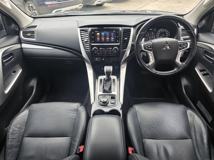 2016 Mitsubishi Pajero Sport GLS