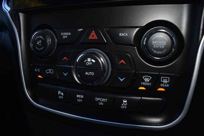 2021 Jeep Grand Cherokee Night Eagle