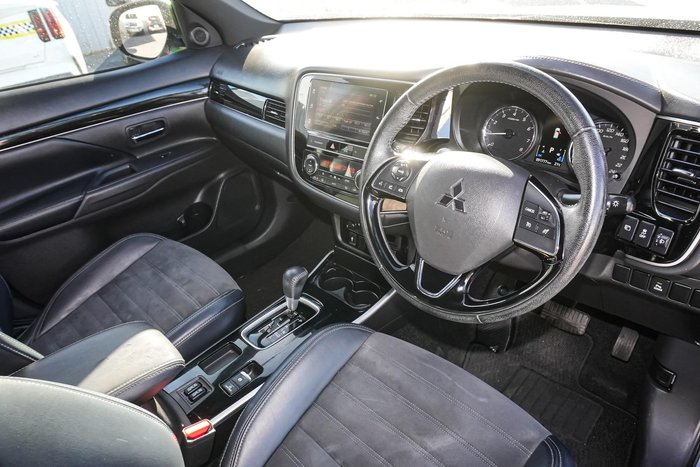 2018 Mitsubishi Outlander ES