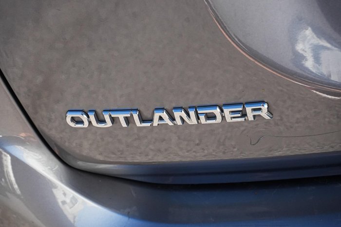 2018 Mitsubishi Outlander ES