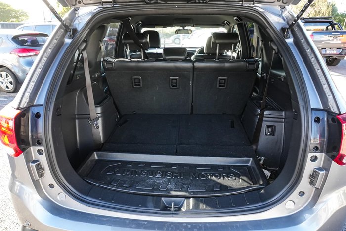 2018 Mitsubishi Outlander ES