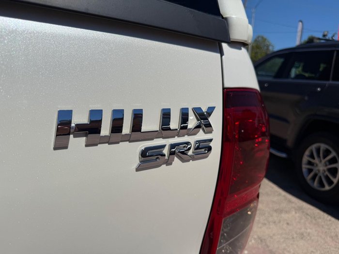 2019 Toyota Hilux SR5 GUN126R 4X4 Dual Range Glacier White