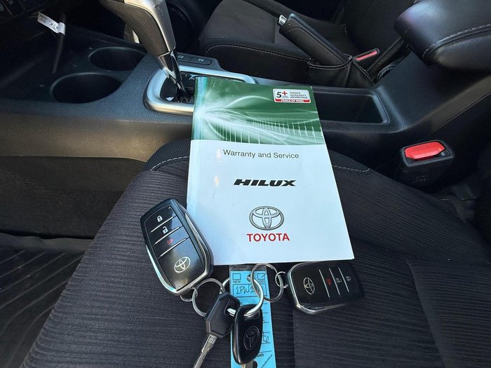 2019 Toyota Hilux SR5 GUN126R 4X4 Dual Range Glacier White