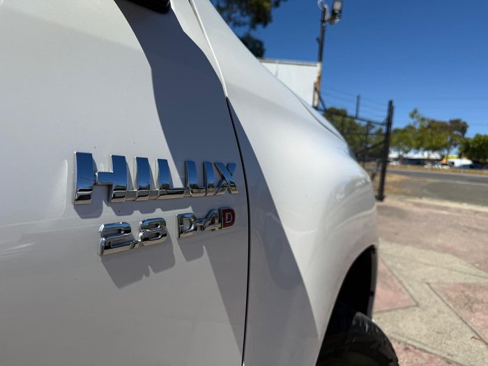 2019 Toyota Hilux SR5 GUN126R 4X4 Dual Range Glacier White