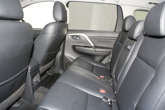 2022 Mitsubishi Pajero Sport Exceed