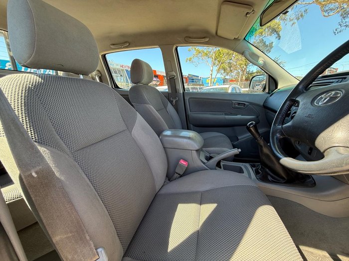 2006 Toyota Hilux SR5 KUN26R MY05 4X4 Bronze