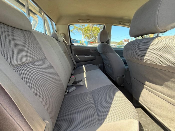 2006 Toyota Hilux SR5 KUN26R MY05 4X4 Bronze