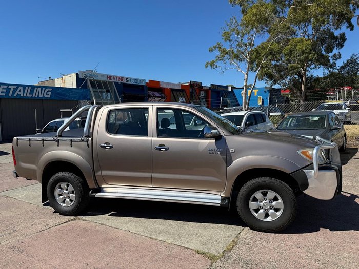 2006 Toyota Hilux SR5 KUN26R MY05 4X4 Bronze