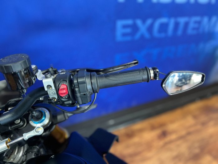 2022 Ducati STREETFIGHTER V4 S Black