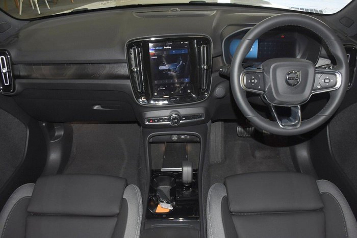 2024 Volvo C40 Recharge Twin