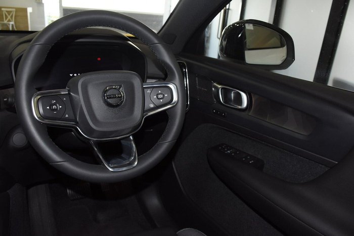 2024 Volvo C40 Recharge Twin