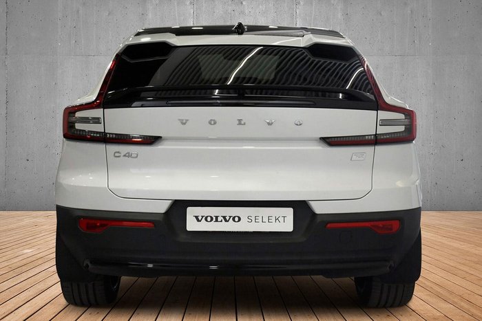 2024 Volvo C40 Recharge Twin