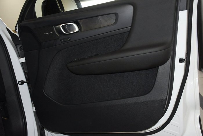 2024 Volvo C40 Recharge Twin