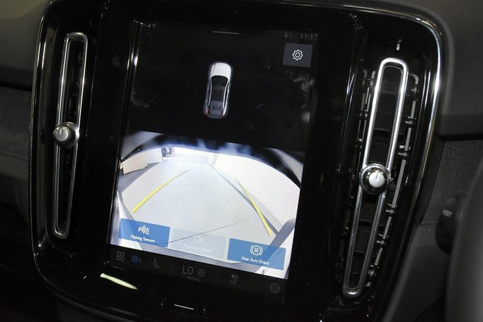 2024 Volvo C40 Recharge