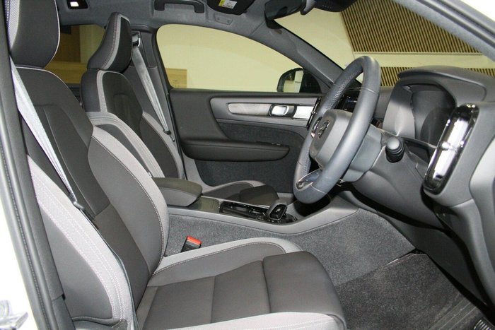 2024 Volvo C40 Recharge Twin