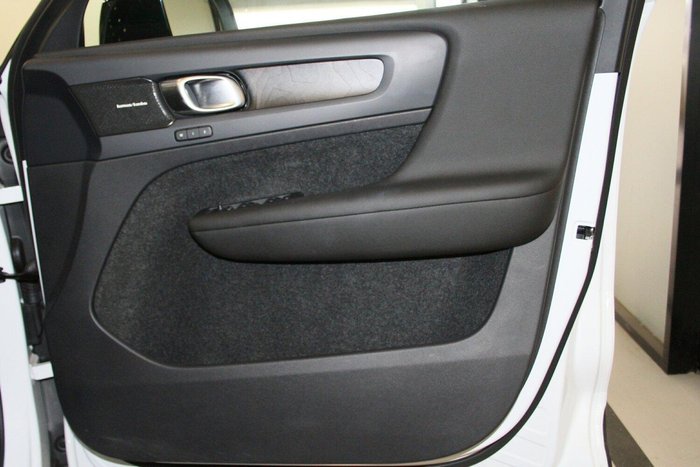 2024 Volvo C40 Recharge Twin