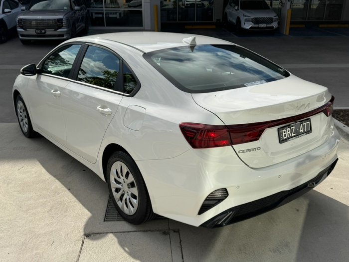 2022 Kia Cerato S