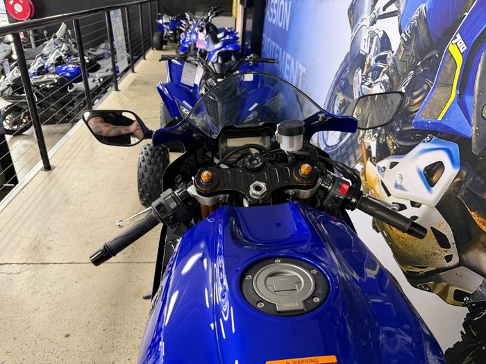 2025 Yamaha YZF-R7LA BLUE