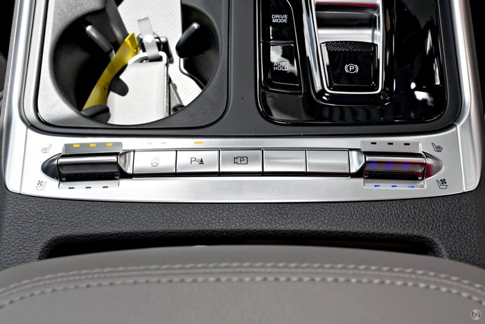 2025 Kia Carnival GT-Line HEV