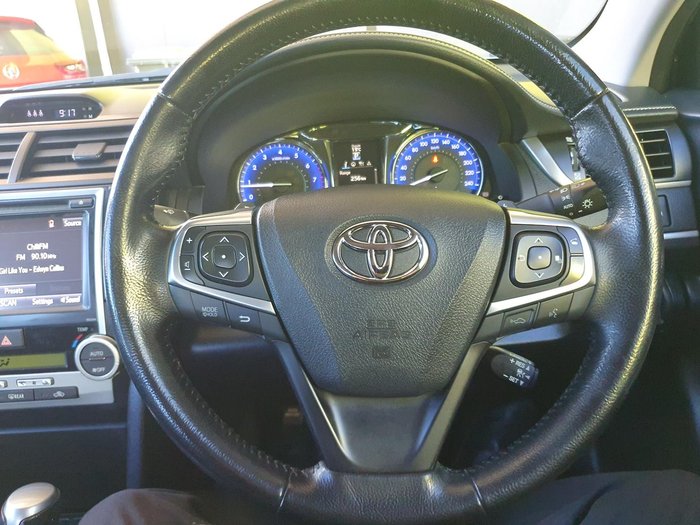 2017 Toyota Camry Atara SL ASV50R Silver Pearl