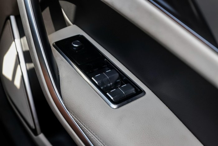 2024 Jaguar F-PACE P250 R-Dynamic SE