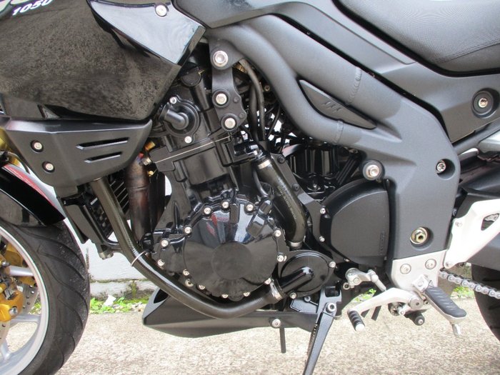 2010 Triumph TIGER 1050 BLACK