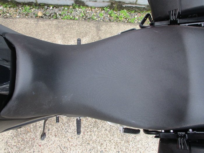 2010 Triumph TIGER 1050 BLACK