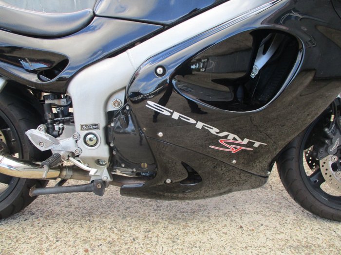 2000 Triumph SPRINT ST BLACK