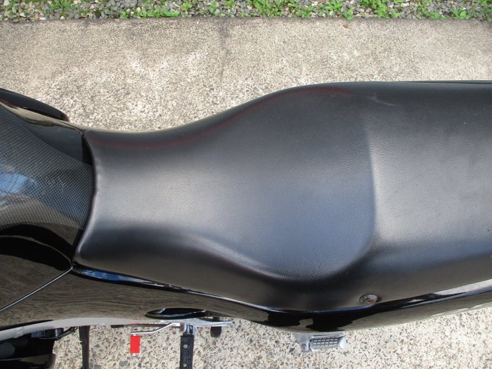 2000 Triumph SPRINT ST BLACK