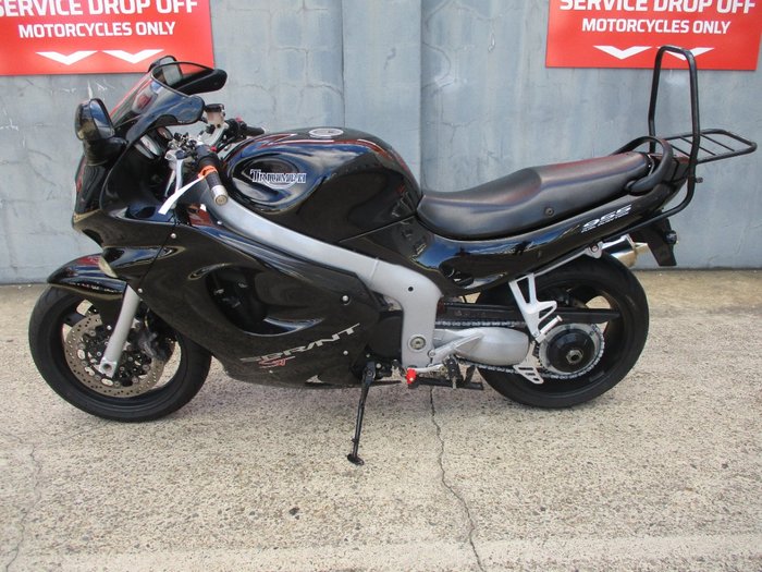 2000 Triumph SPRINT ST BLACK