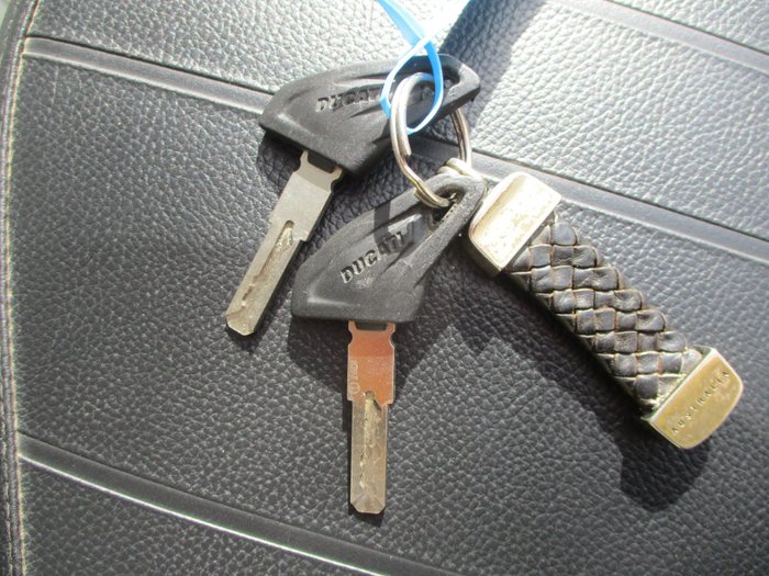 2015 DUCATI SCRAMBLER ICON YELLOW