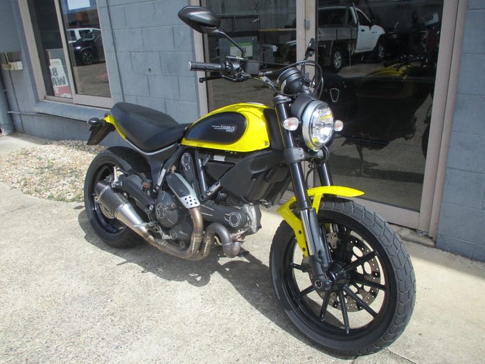 2015 DUCATI SCRAMBLER ICON YELLOW