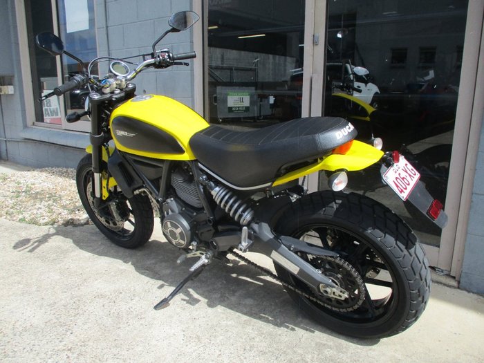 2015 DUCATI SCRAMBLER ICON YELLOW