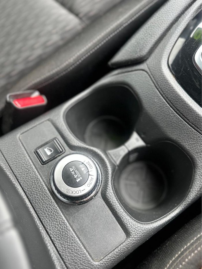 2017 Nissan X-TRAIL ST