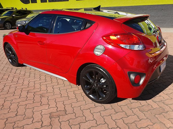 2017 Hyundai Veloster FS5 Series II Veloster Red