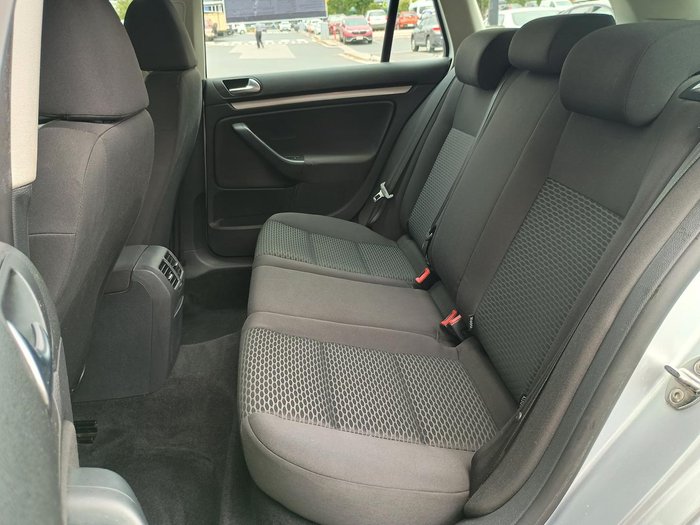 2011 Volkswagen Golf 90TSI Trendline VI MY11 Reflex Silver