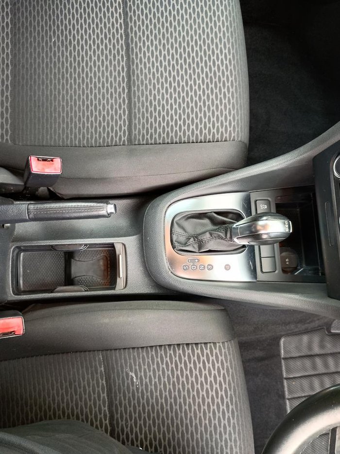 2011 Volkswagen Golf 90TSI Trendline VI MY11 Reflex Silver