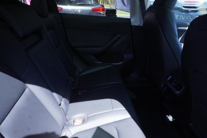 2023 Tesla Model Y Rear-Wheel Drive