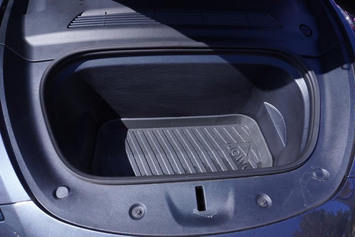 2023 Tesla Model Y Rear-Wheel Drive