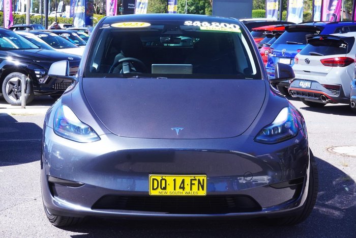 2023 Tesla Model Y Rear-Wheel Drive